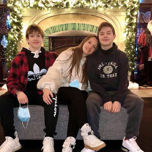 Meet your Posher, Juanita